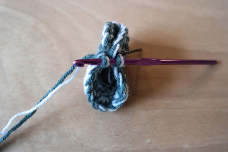 tuto-baleine-crochet-queue3